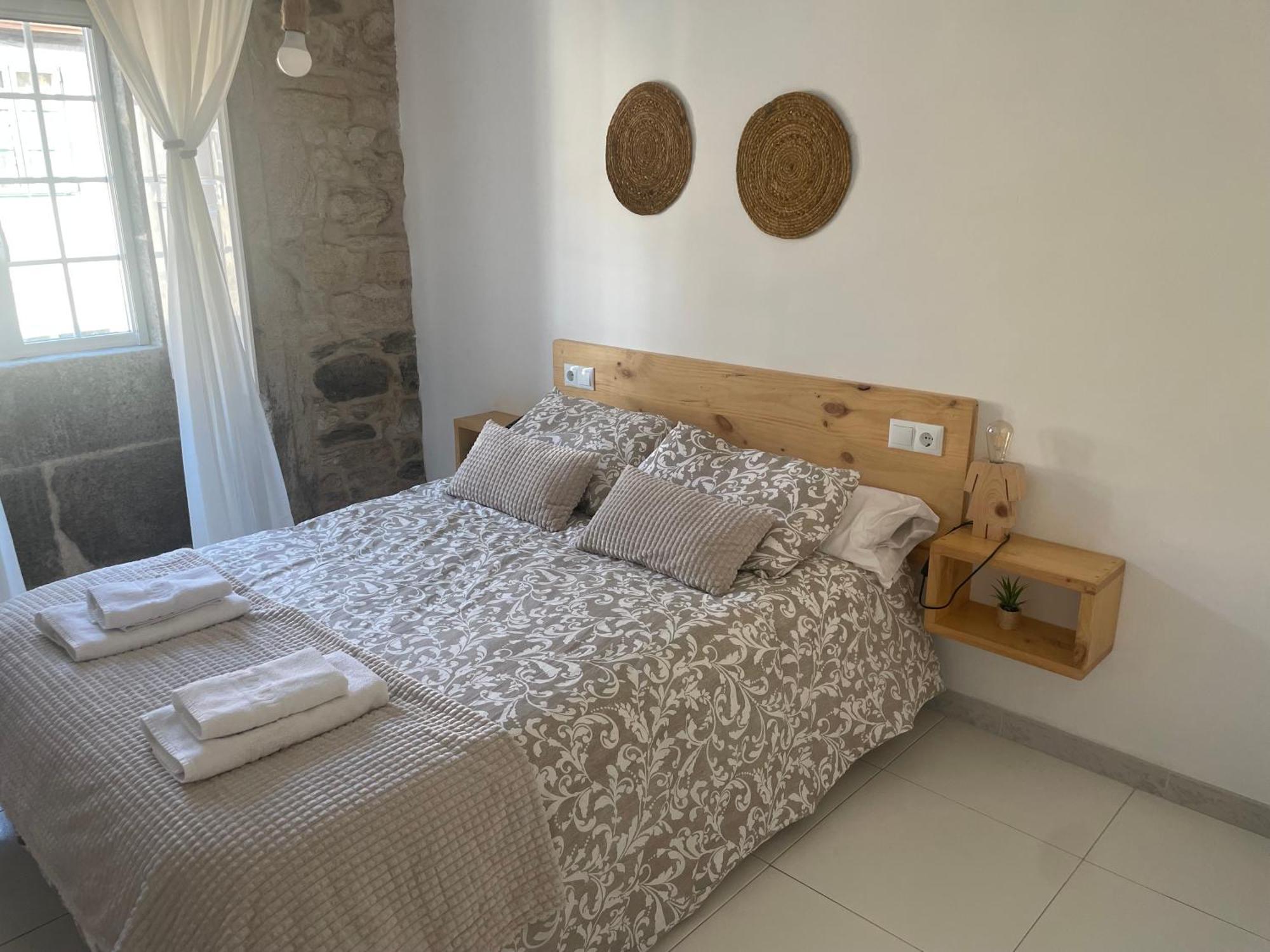 Hotel A Taberna De Gundian à Vedra Extérieur photo