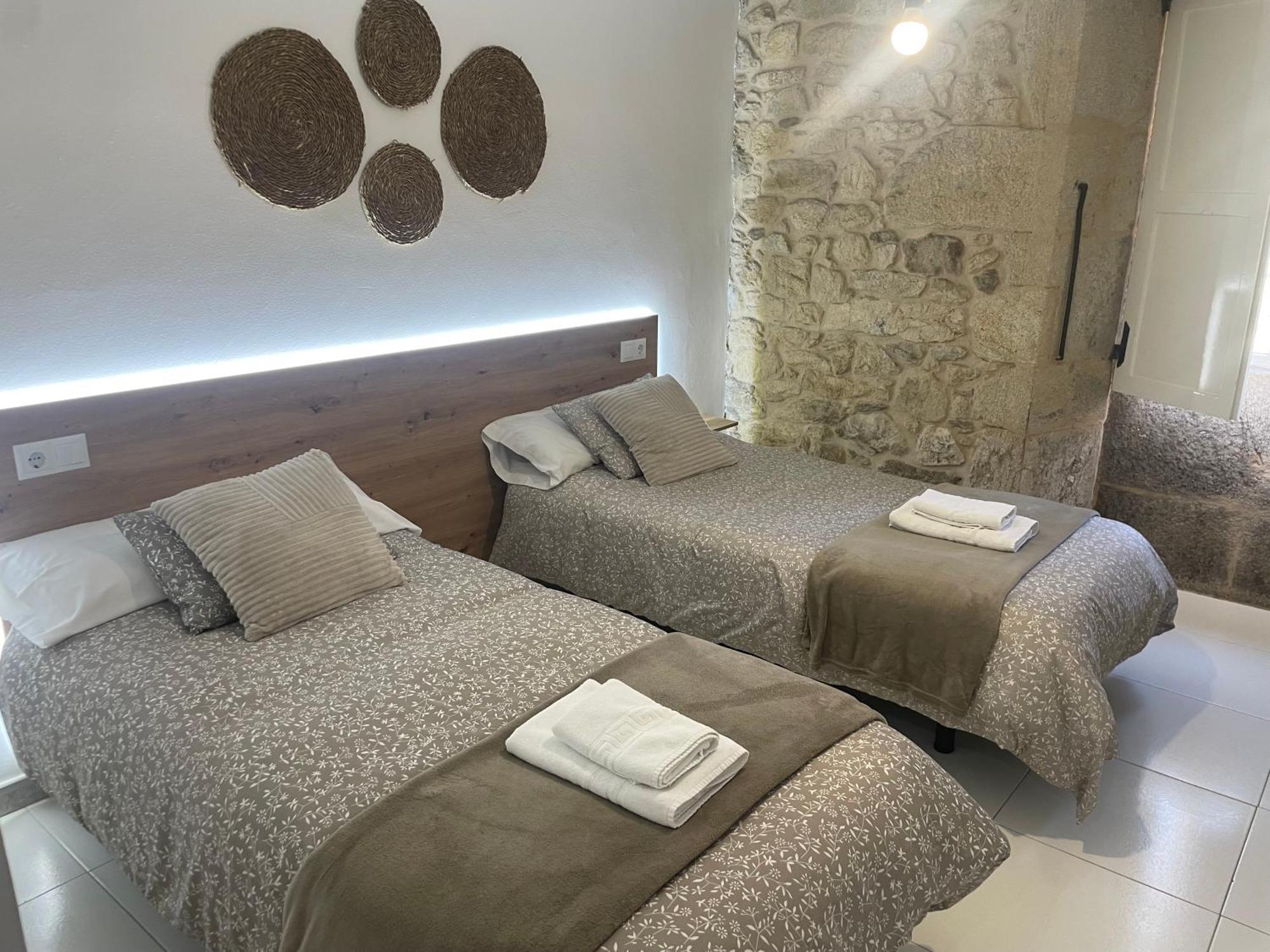 Hotel A Taberna De Gundian à Vedra Extérieur photo